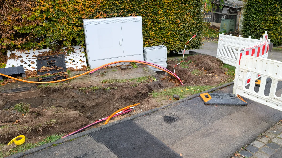 Beispiel: Tiefbau beim Glasfasernetzausbau