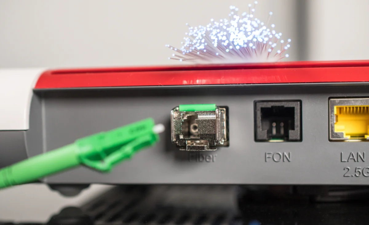 Router für Glasfaser | Anschluss Rückseite